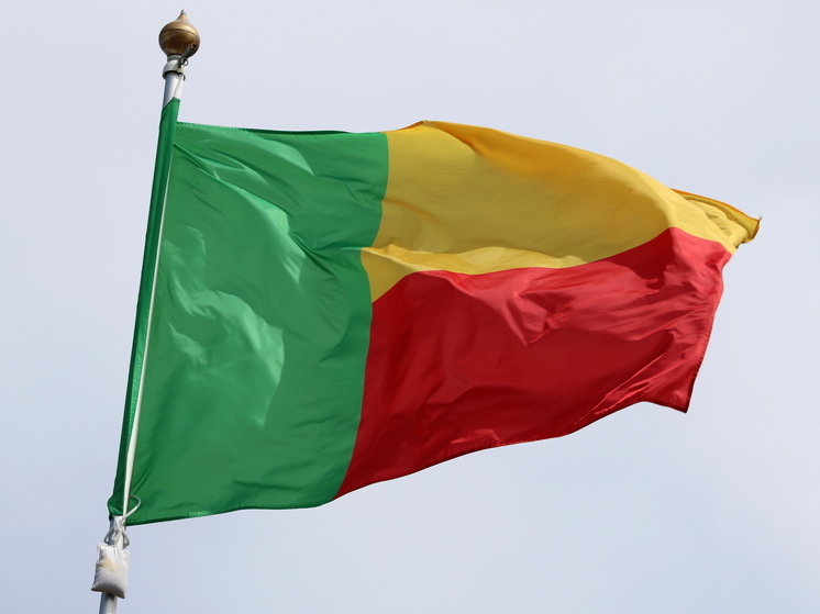 Бенин полностью полностью зачищен от участников мятежа, заявил президент