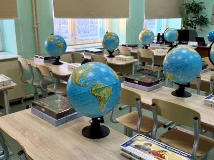 Кабинет географии в Анадыре оснастили современным оборудованием за счёт народных облигаций