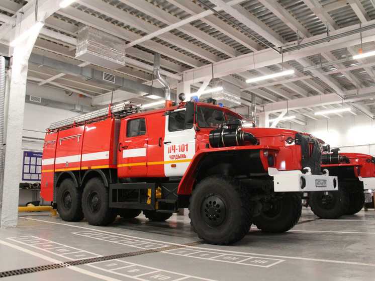 Новое пожарное депо в Чердыни открыли учебной тревогой