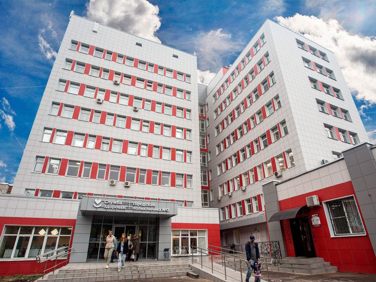 Трагедия на пороге надежды: липчанин скончался у входа в поликлинику