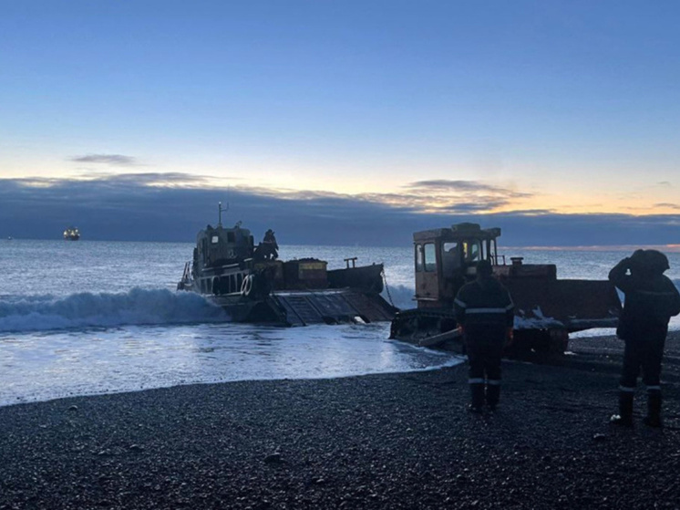 Угольная навигация завершилась в сёлах Провиденского муниципального округа