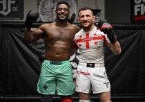 Алджамейн Стерлинг поддержал проигравшего товарища. 