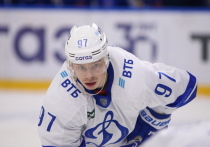 Семью воскресными поединками завершилась первая часть регулярного чемпионата КХЛ