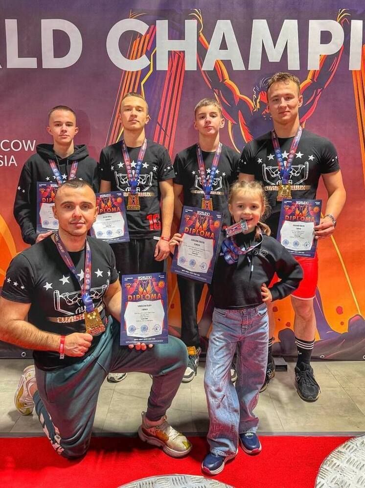 «Лига Сильнейших» из Серпухова триумфально выступила на Чемпионате Мира по стритлифтингу