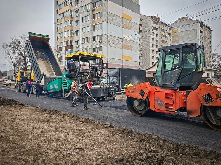 На Куйбышева в Брянске уложили выравнивающий слой асфальта