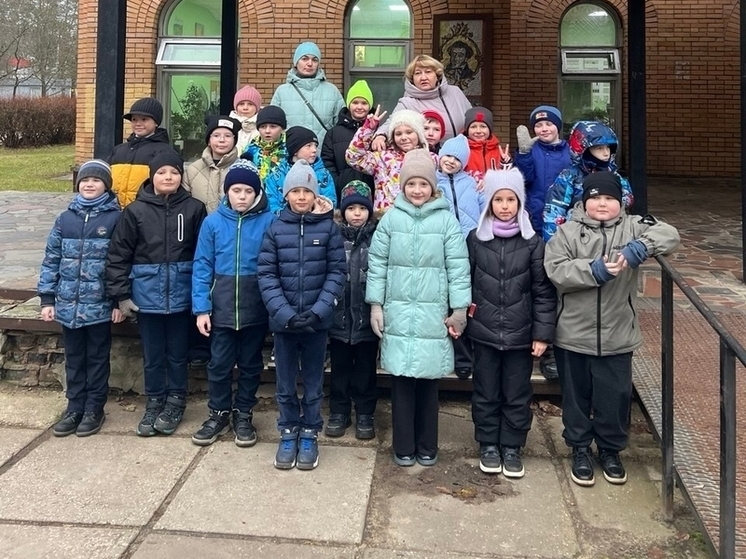 Школьникам Протвино показали место «первого колышка»