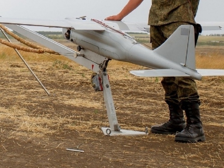 На севере Волгограда обследуют место падения обломков БПЛА