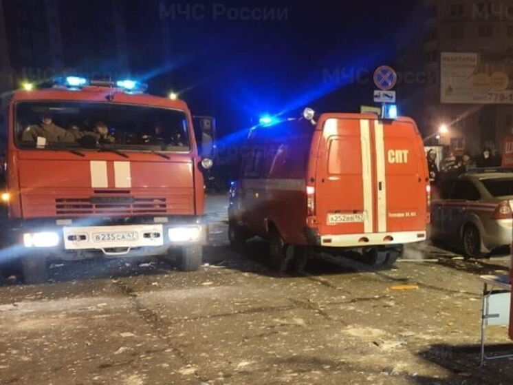 В Тосно ночью горела квартира, эвакуировали 11 человек