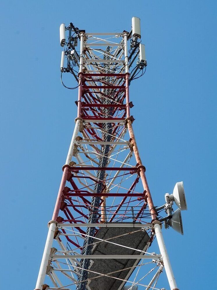 МегаФон получит 1500 базовых станций российского производителя YADRO