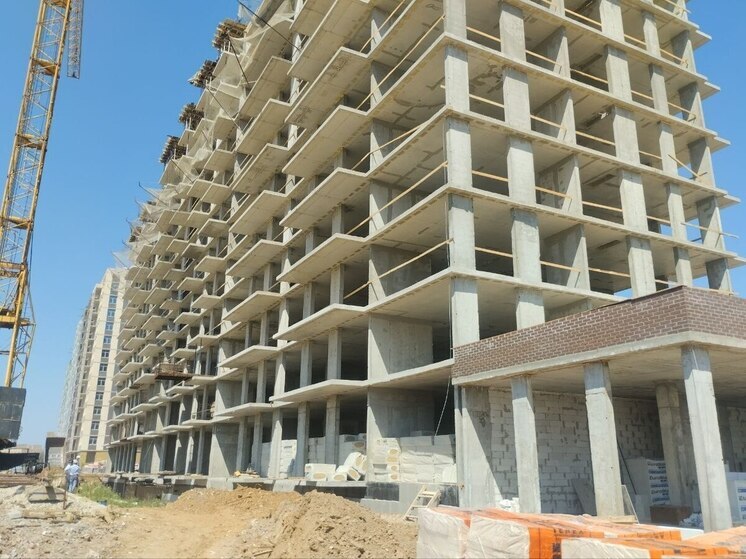 В Калуге после падения двух каменщиков возбуждено уголовное дело