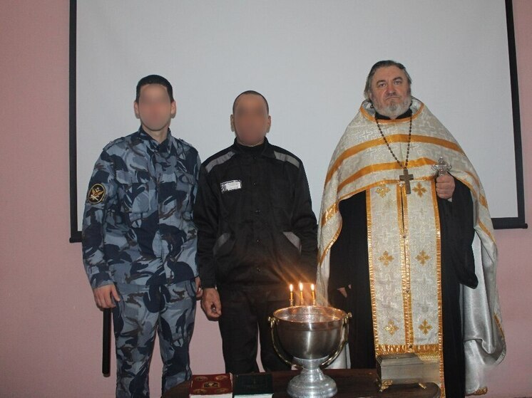 В запорожской колонии крестили осуждённого