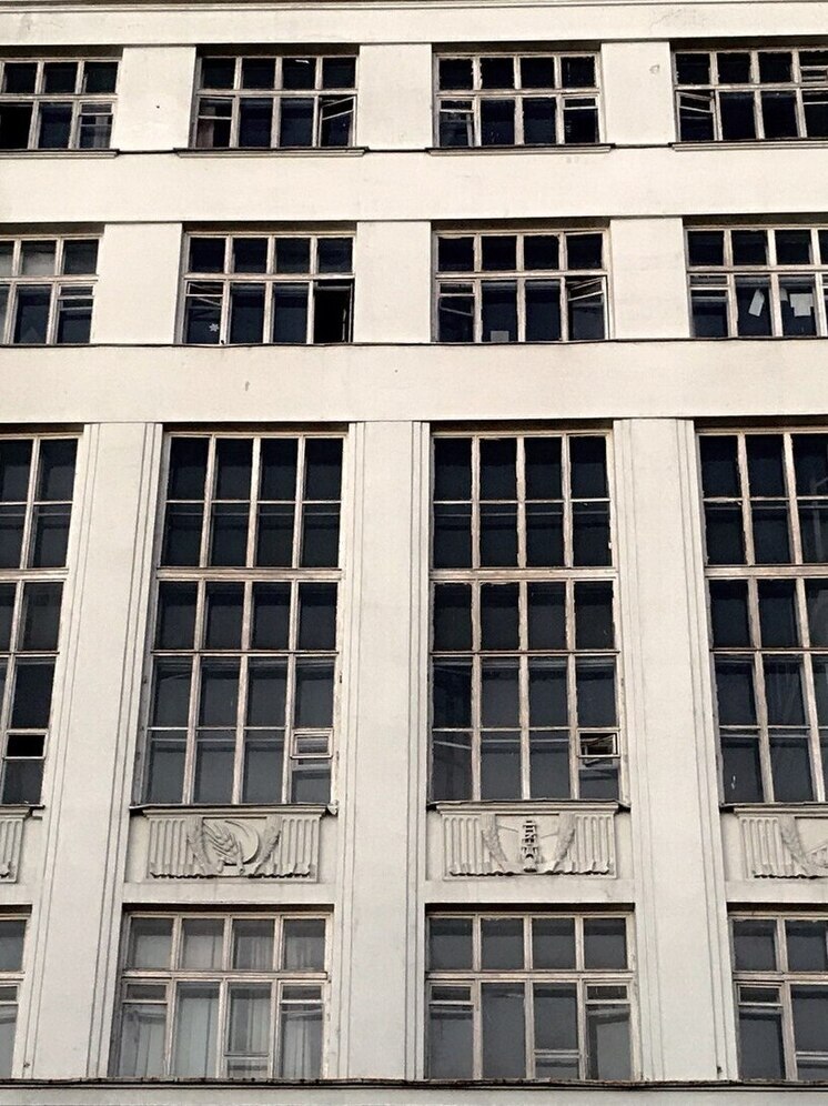 Аварийный Дом промышленности вновь продают в Самаре за 319 млн рублей