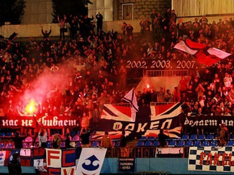 Воронежский студент из Бенина получил документы на сына по имени Факел