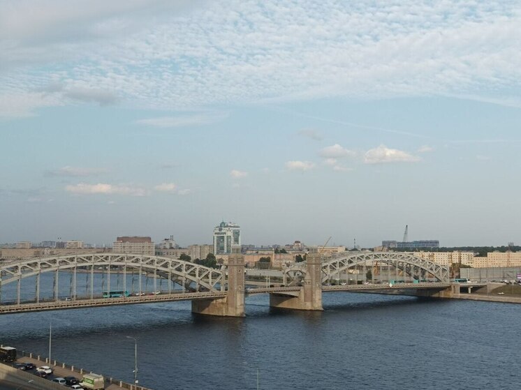 В Петербурге опубликовали расписание ночных разводок мостов