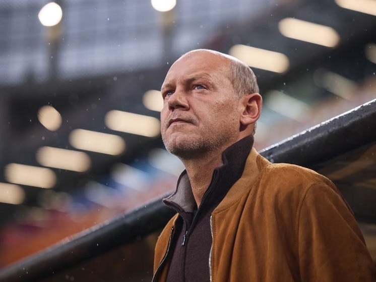 Мирослав Ромащенко покинул пост главного тренера «Урала»