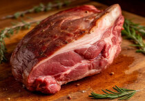 Рулька (голяшка, часть окорока) — это идеальный отруб для запекания