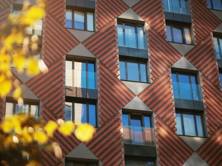 Цена квадратного метра в московских новостройках впервые превысила 400 тыс. руб