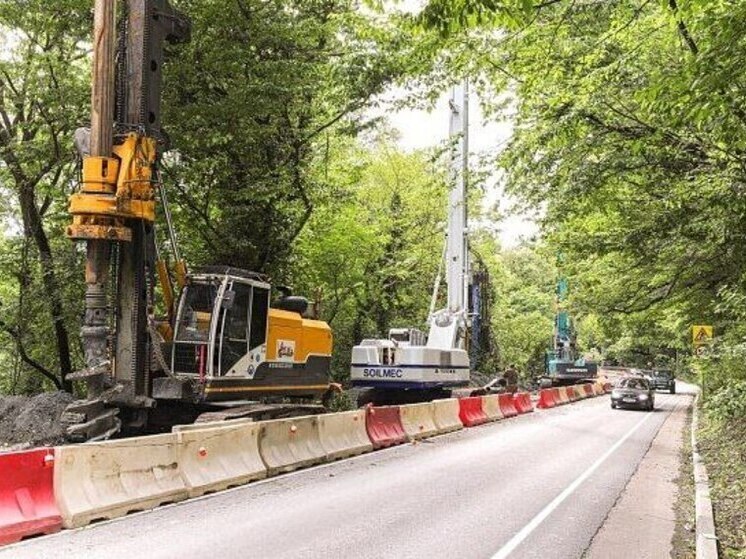 Работы на оползневом участке в Нижнем Учдере в Сочи планируют завершить до Нового года