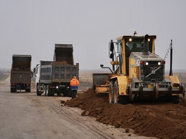 Строительство Восточного обхода Астрахани с мостом через Царев завершат к концу 2027 года