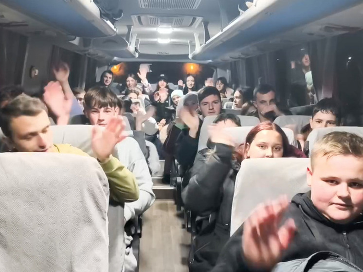 Юные приморцы отправились в предновогоднюю сказку в Мурманск