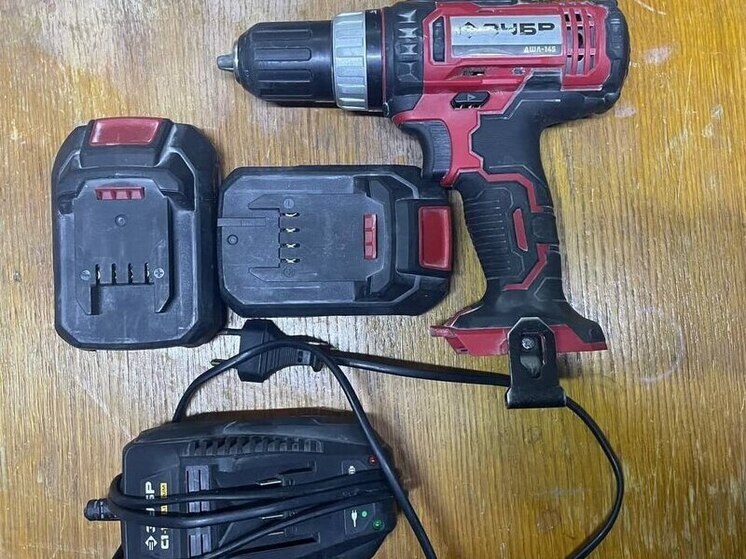 Мелитополец украл из школы строительные инструменты