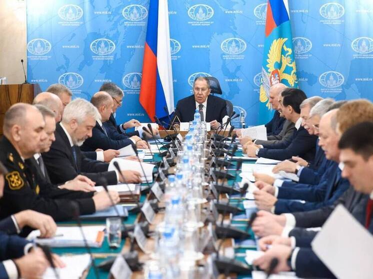 Глава Калмыкии принял участие в заседании межведомственной комиссии по прикаспийскому сотрудничеству