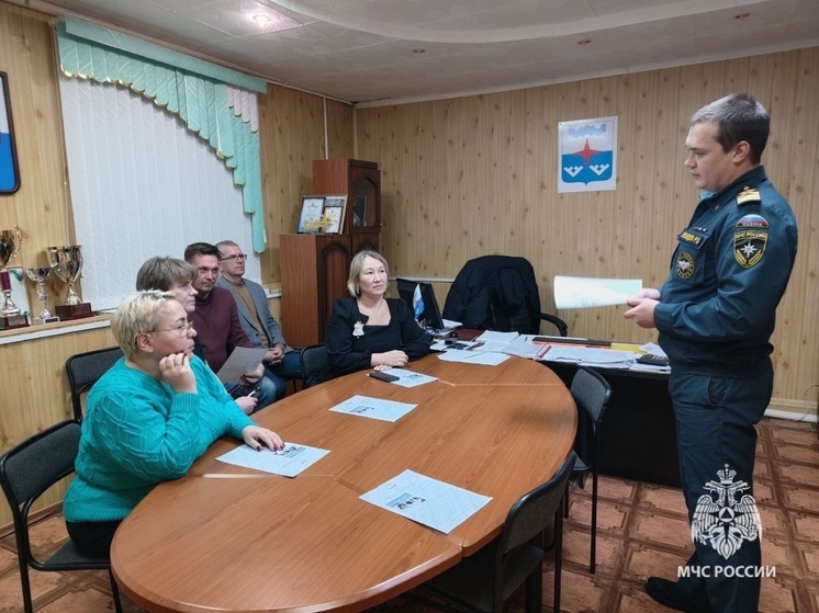 В Красном провели «ледовые» профилактические беседы