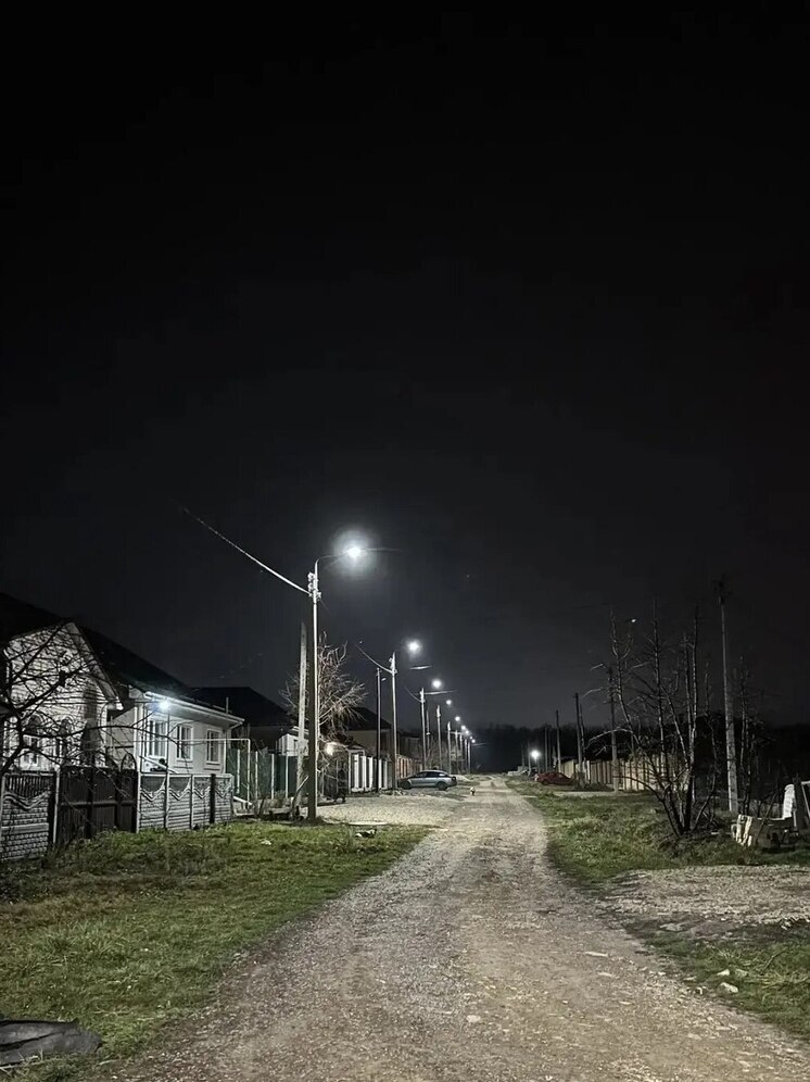 В 12-м микрорайоне Ставрополя проложили свыше 3 км линии уличного освещения
