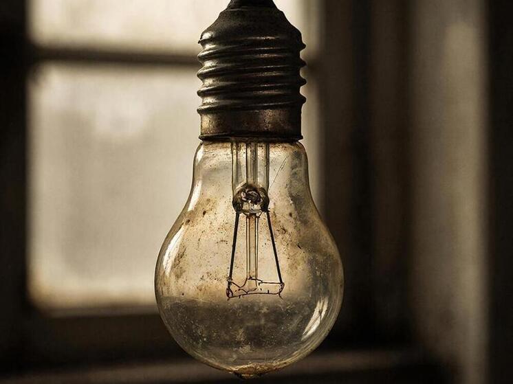 В Курске 9 декабря на восьми улицах временно отключат электричество