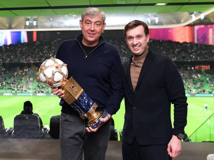 Президент ФК «Краснодар» Сергей Галицкий получил награду за вклад в развитие отечественного футбола