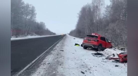 В Красноярском крае в ДТП с автобусом пострадали 13 человек