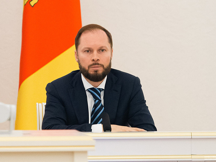 Виталий Королев поздравил жителей Тверской области с Днем Героев Отечества