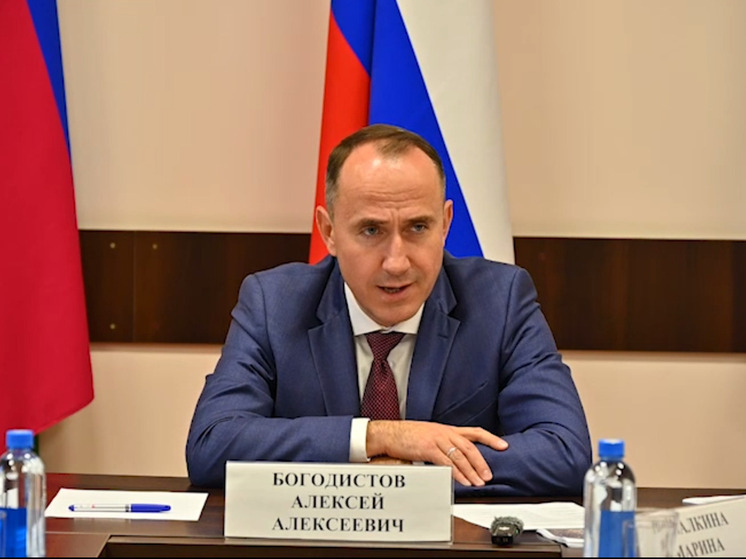 Власти Геленджика систематизируют использование катамаранов и гидроциклов на городских пляжах