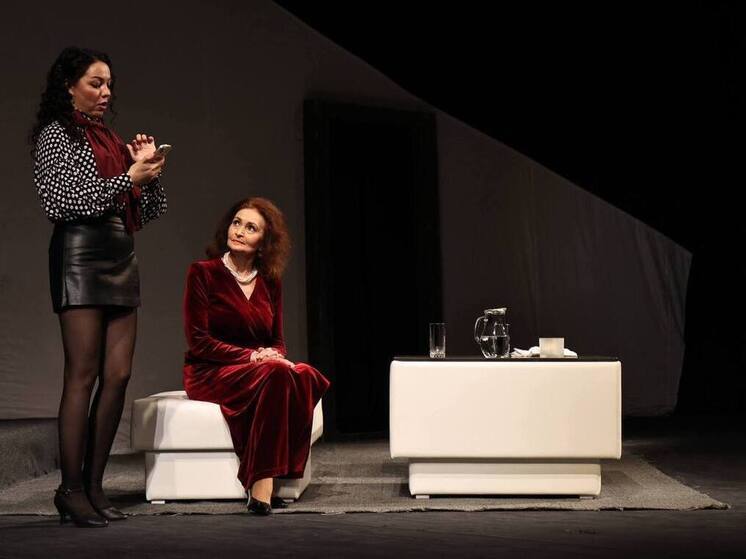 Юбилейный вечер Надежды Воюцкой стал тёплым признанием её таланта