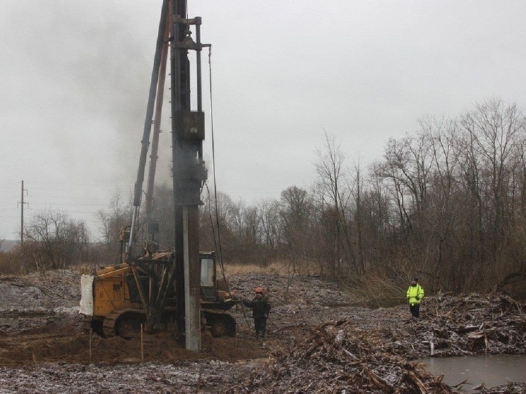 Новый мост через реку Позимь возводят на трассе Ижевск – Аэропорт