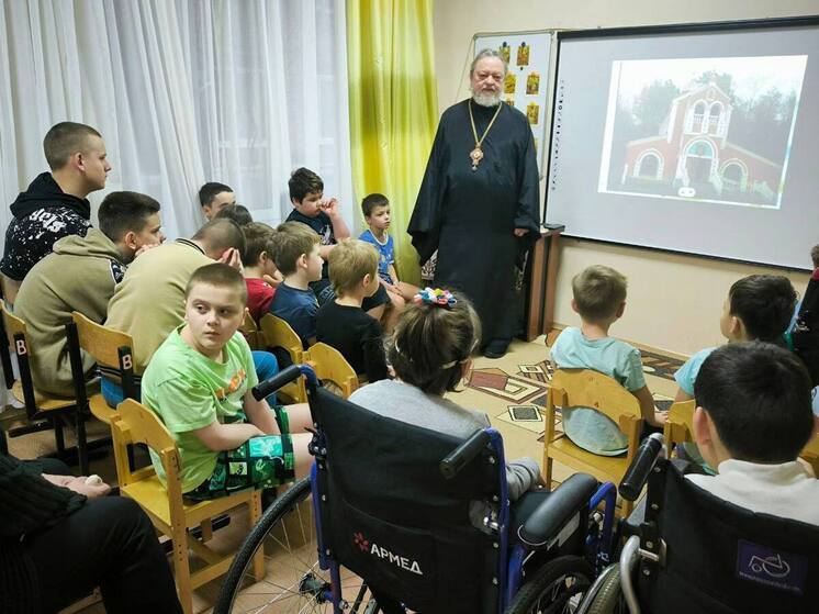 Серпуховским детям рассказали о празднике Введения во храм Пресвятой Богородицы