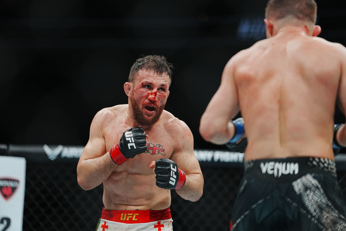 На турнире UFC 323 грузинский боец лишился пояса