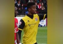 Звезда английского футбола Айвен Тони был задержан полицией в модном лондонском баре по подозрению в нападении