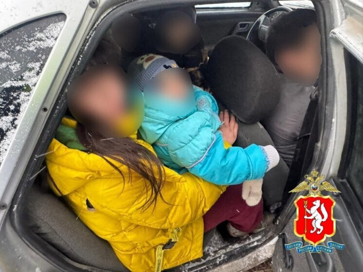 ГАИ: В Свердловской области задержан пьяный водитель, везший семерых детей
