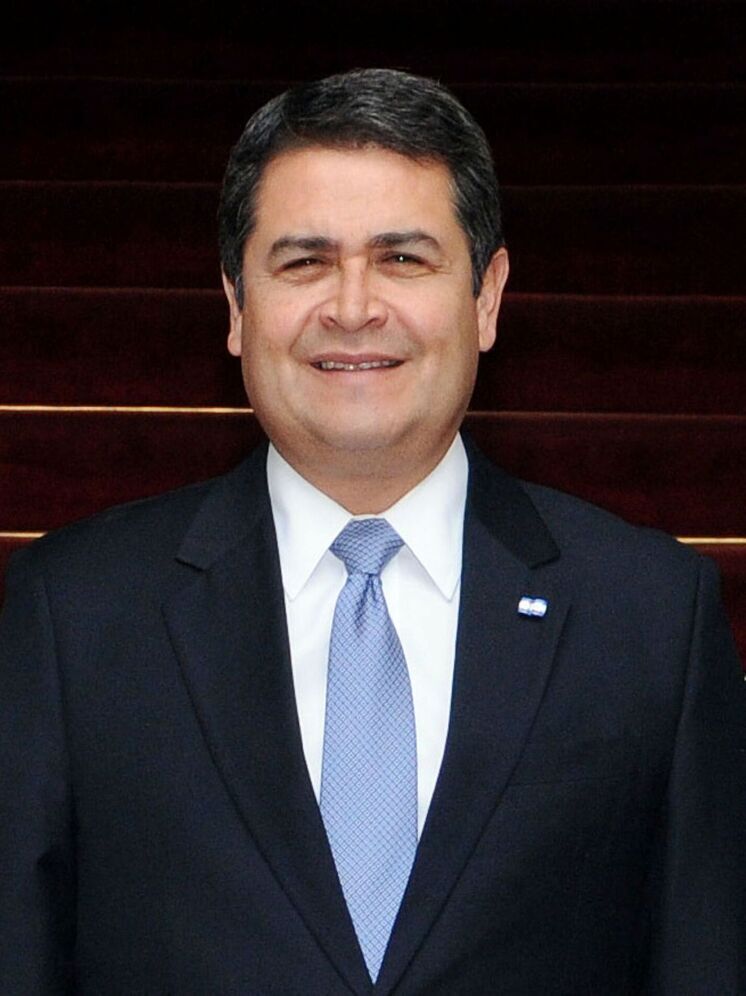 В Гондурасе выдали международный ордер на арест экс-президента Хуана Эрнандеса