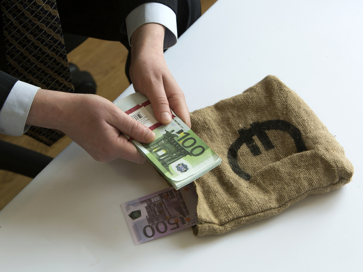 В Казахстане арестовали активы фигуранта дела о взятках в Минобороны