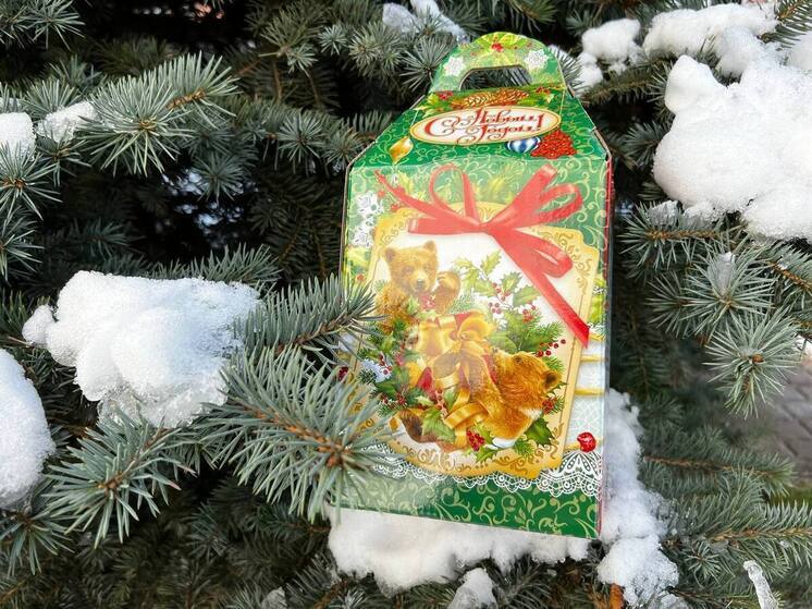 Для губернаторских ёлок сладкие подарки поставят омские фирмы