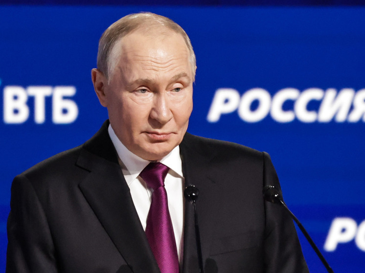 Путин вручил шестерым военным Звезду Героя России за подвиги в зоне СВО