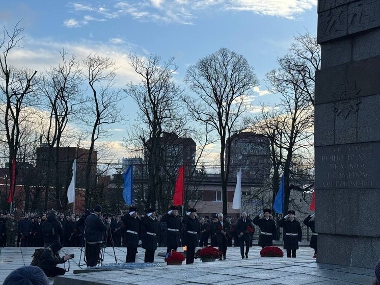 Калининградские сотрудники Россельхознадзора почтили память героев Отечества