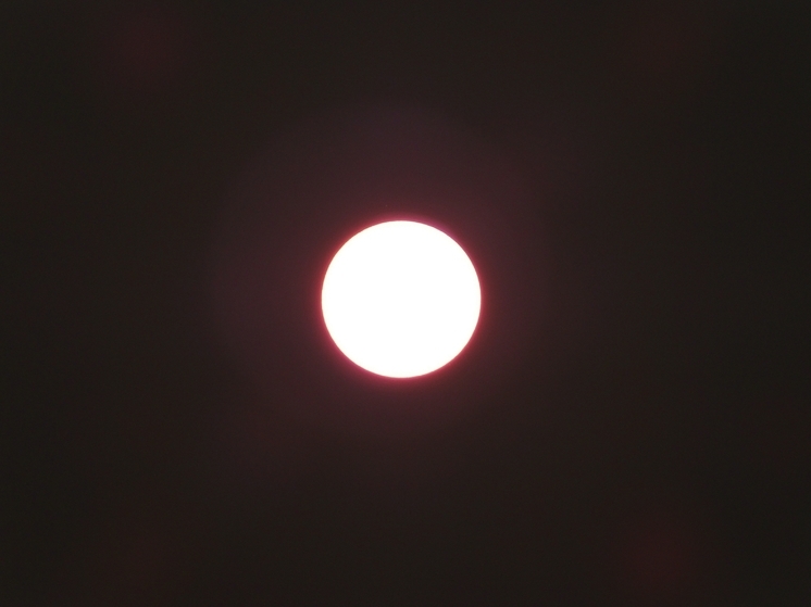 На Солнце зафиксировано семь вспышек предпоследнего класса