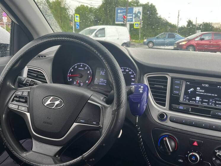 Водитель погиб после удара о дерево под Выборгом