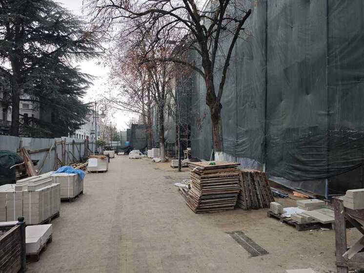 В Симферополе идут масштабные реставрационные работы в здании Филармонии