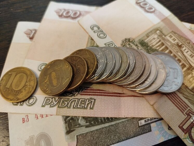 Калининградская область поднимет минимальную зарплату в 2026 году