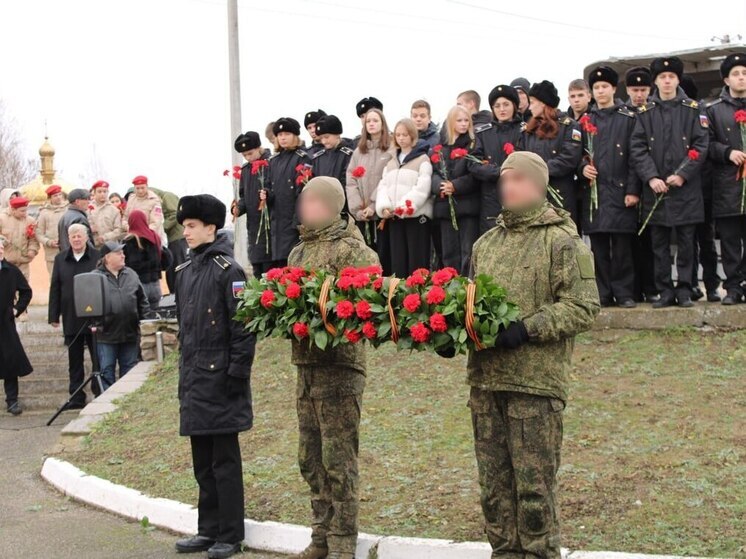 В Геническом округе Херсонской области почтили память Героев Отечества