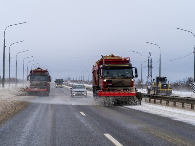 Погода «на нуле»: тамбовские дорожники обработали 200 тоннами реагентов федеральные трассы